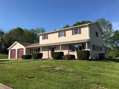 Main picture of 1632 Yorktowne Dr
