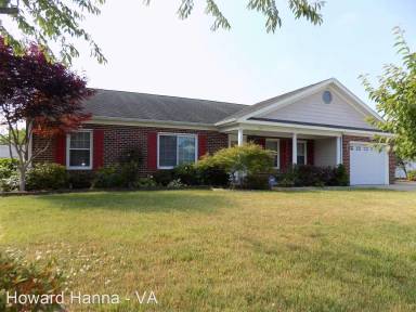Main picture of 20 Great Lakes Dr