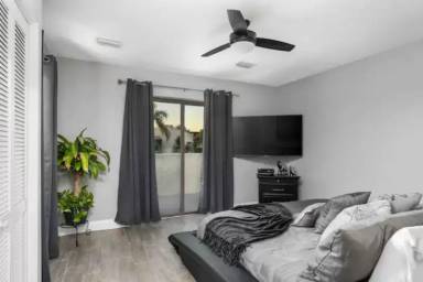 Main picture of 2595 Cyprus Dr