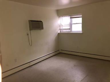 Main picture of Marshall Square Apartments