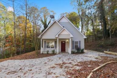 Main picture of 2515 Lakeview Trl