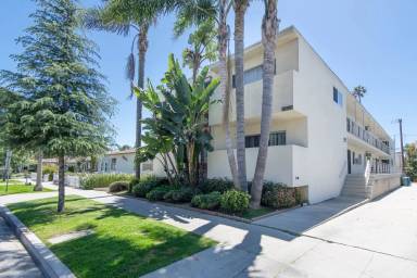 Main picture of 4053 Irving Pl