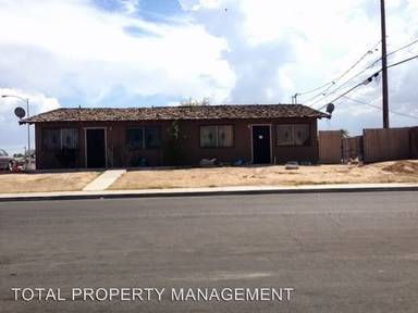 Main picture of 2159 Belmont St