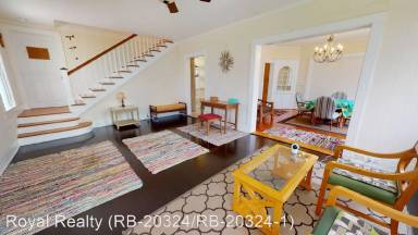 Main picture of 450 Wyllie St