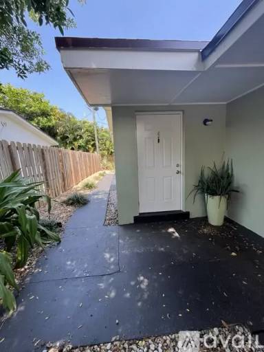 Main picture of 1808 NE 11th Ave