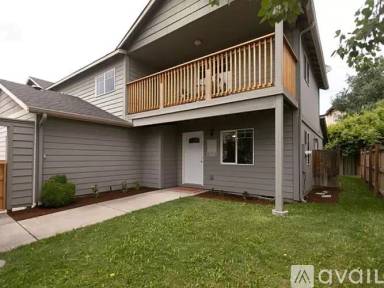 Main picture of 210 E Park Pl