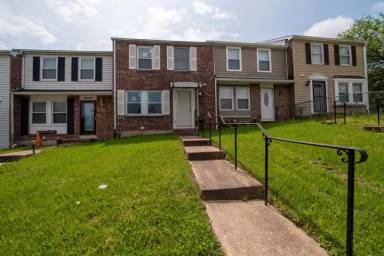 Main picture of 2651 S Paca St