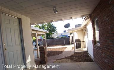 Main picture of 1205 N Willis St