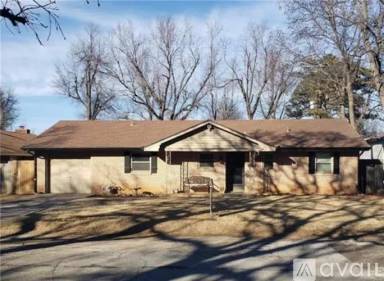 Main picture of 6805 NW 31st St