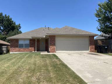 Main picture of 605 NW 21st St