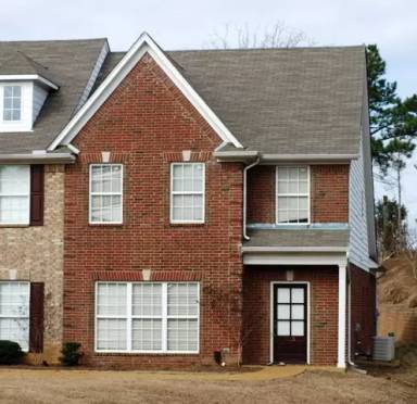 Main picture of 213 Shelley Cv