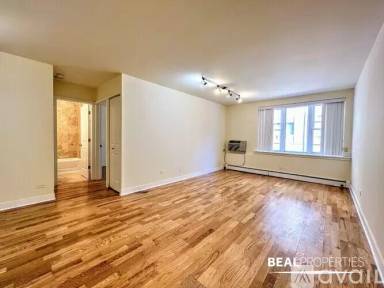 Main picture of 625 W Wrightwood Ave Apartments