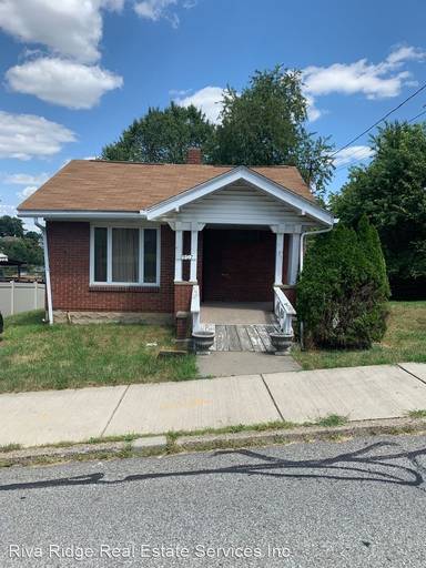Main picture of 1907 Warriors Rd
