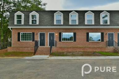 Main picture of 1908 Devonwood Dr