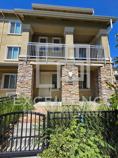 Main picture of 605 Avenue One