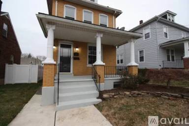 Main picture of 461 Thomas St