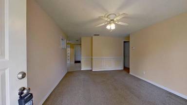Main picture of 165 Parkwood Dr W