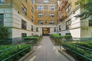 Main picture of 139 N Arlington Ave