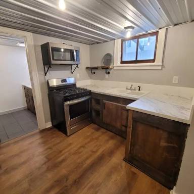 Main picture of 678 Ridge Rd