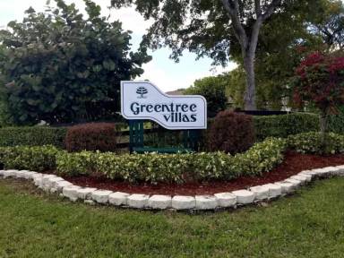 Main picture of 4859 Equestrian Cir