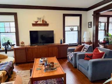 Main picture of 2513 Emerson Ave S