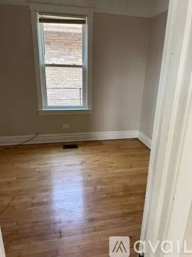 Main picture of 7601 W 60th Pl