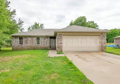 Main picture of 2 Jon Ross Dr