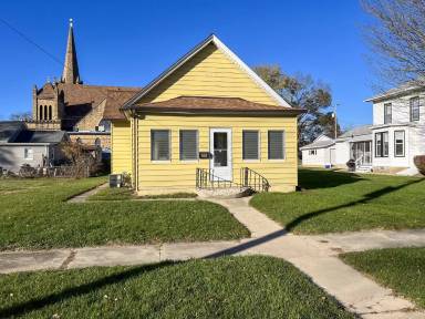 Main picture of 809 Sycamore St