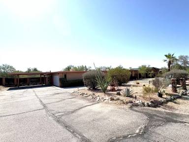 Main picture of 7000 N Penny Pl