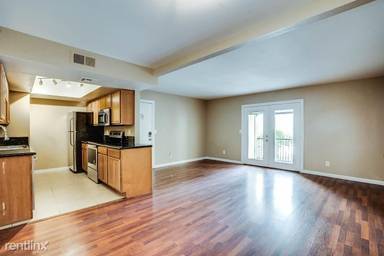 Main picture of Solaris Condominiums