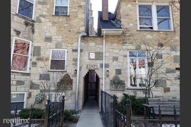 Main picture of 3524 N Marshfield Ave