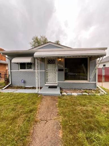 Main picture of 18102 Sunset St