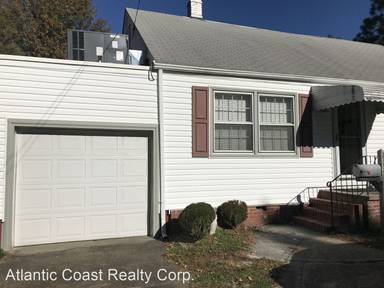 Main picture of 2712 Barclay Ave