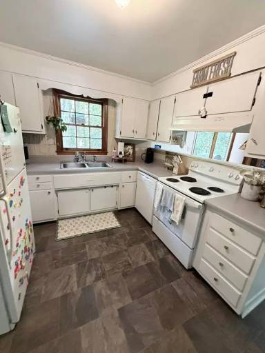 Main picture of 245 Milledge Hts