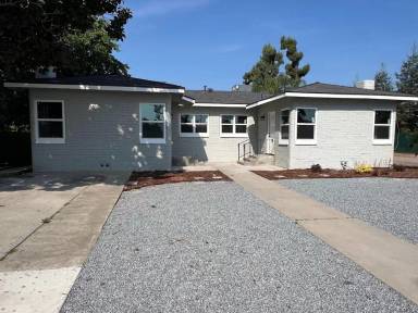 Main picture of 225 N Reed Ave