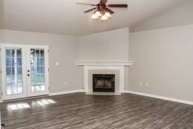 Main picture of 115 Steeplechase Dr