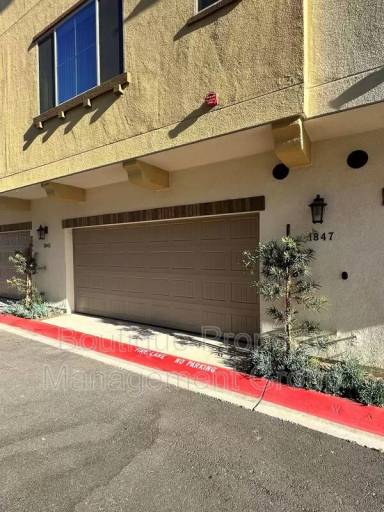 Main picture of 1847 Mesquite Way