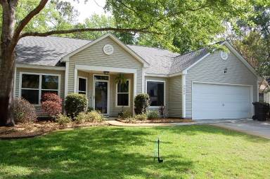 Main picture of 2158 Country Manor Dr