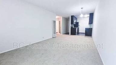Main picture of 480 Crescent St