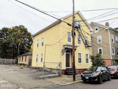 Main picture of 254 Transit St