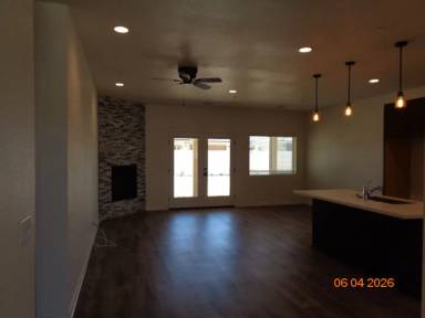 Main picture of 41504 Sierra Vista Way