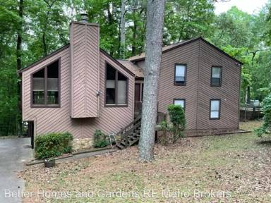 Main picture of 1980 O Shea Ln