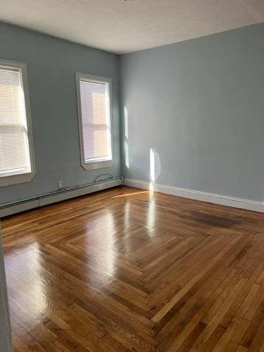 Main picture of 110 Moore St