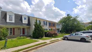Main picture of 8635 Tower Bridge Way