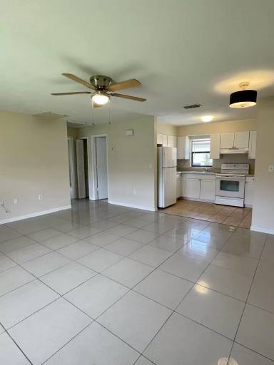 Main picture of 13849 1st St