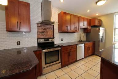 Main picture of 2656 Allen Ave
