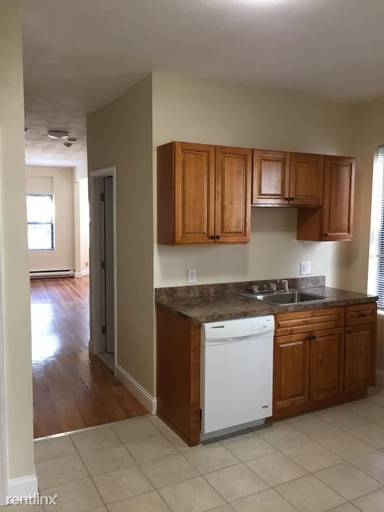 Main picture of 891 Huntington Ave