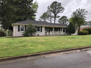 Main picture of 7614 Quail Dr SW