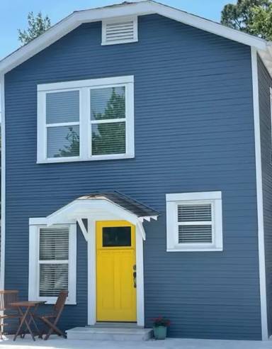 Main picture of 1132 Highland St