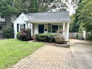 Main picture of 1808 Truman Rd